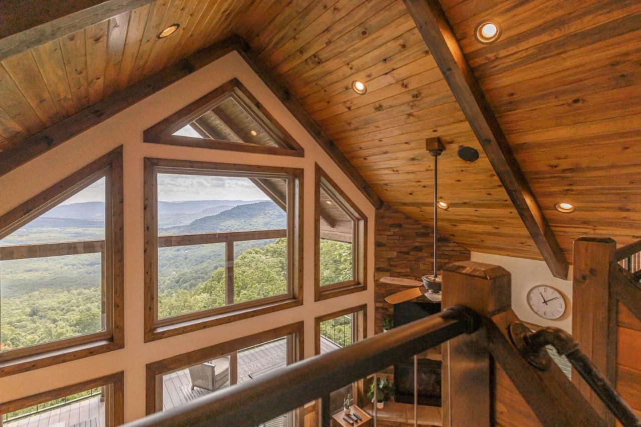 Canyon View Treehouse- Relaxing Getaway In Jasper With An Amazing View Exterior photo